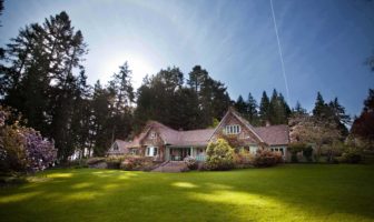 Spotlight: Milner Gardens & Woodland